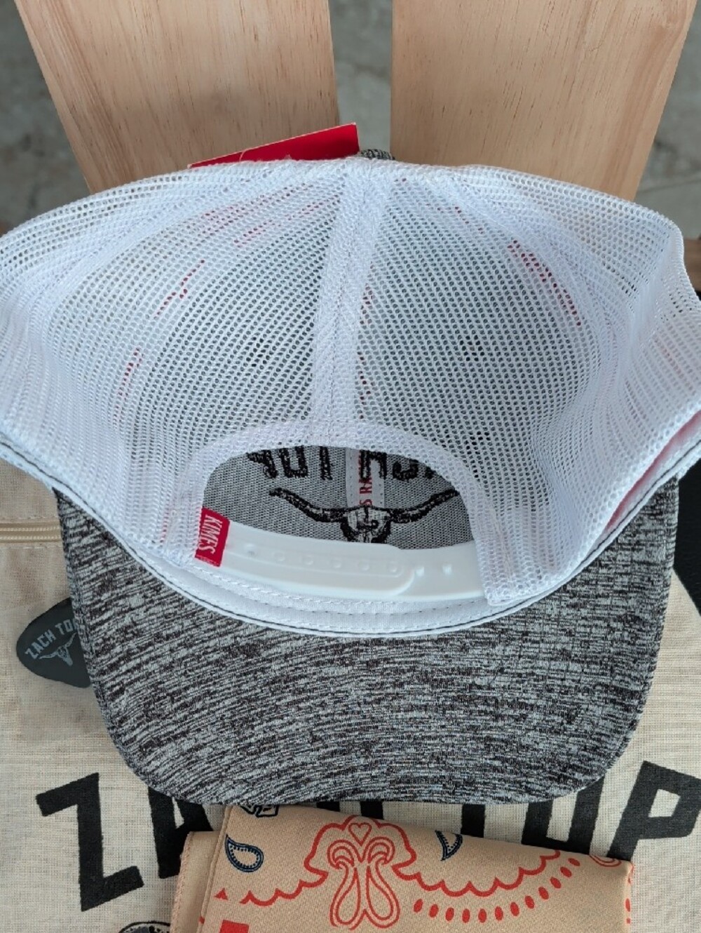 Zach Top VIP Merch Kit NWT - Picture 2 of 5